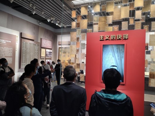 图片17-“主义的抉择”.jpg